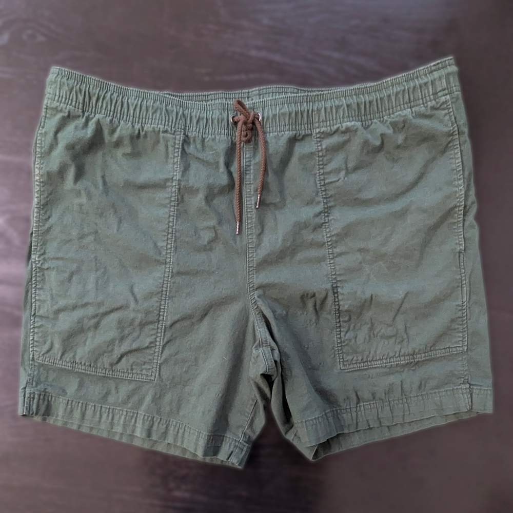C.C. Filson Utility Shorts XL Olive Green